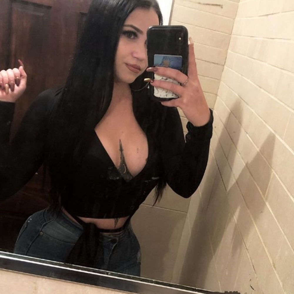 V neck crop top